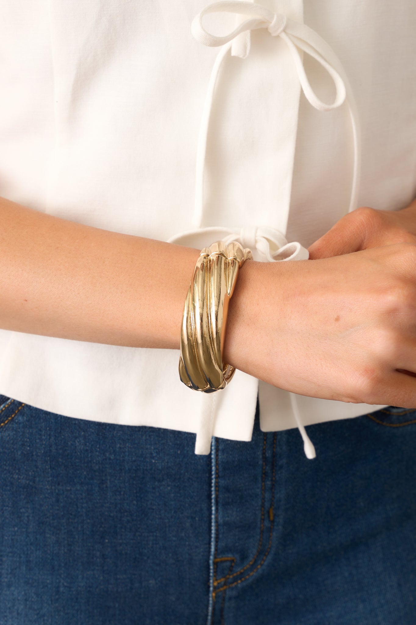 Staying In The City Gold Textured Bracelet